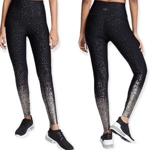 Beyond Yoga Alloy Ombré Speckled Legging, Black/Metallic, Size Medium